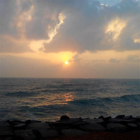 Pondicherry Rock Beach - 5 tips from 301 visitors