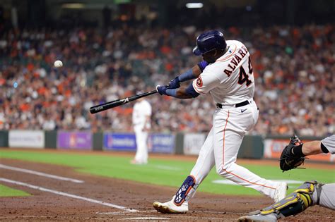 Yordan Alvarez sets Astros record with monstrous home run