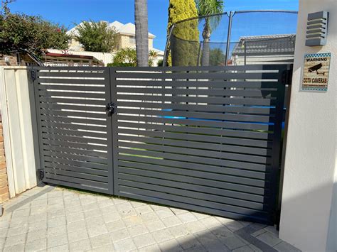 Aluminium Double Slat Gate Installation in Iluka | Craftsman Fencing