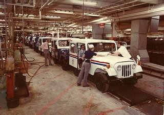 JEEP Dispatcher assembly line | Former South Bend Studebaker… | Flickr