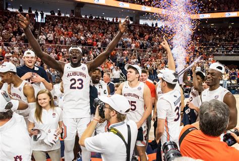 LSU Basketball: Final SEC standings, tournament seeding