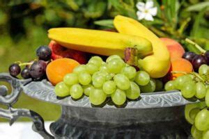 What Are The World's Healthiest 20 Fruits? » Nutrition » FreakToFit