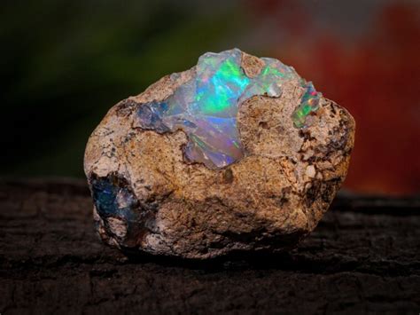 The Dual Formation of Opals: Sedimentary and Volcanic Origins - Rock Seeker