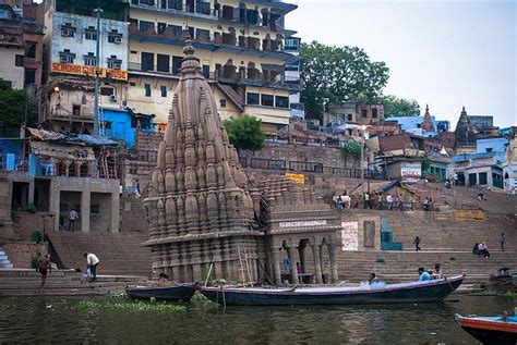 temples in varanasi