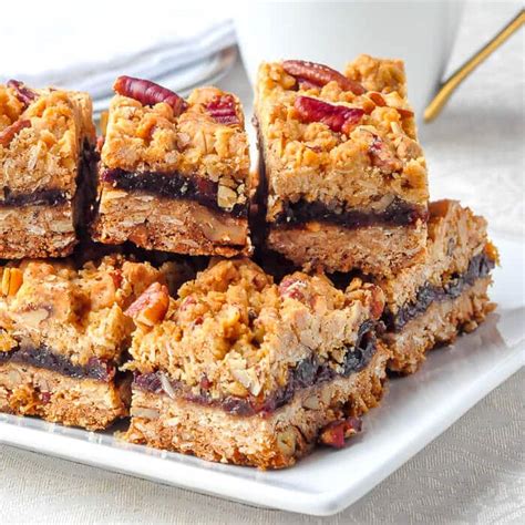 Pecan Oatmeal Raisin Bars - full of wholesome flavours!