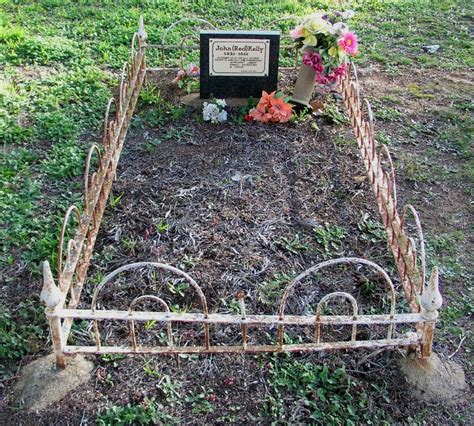 the grave of john "red" kelly, irish convict, father of ned (avenal cemetery) | Ned kelly ...