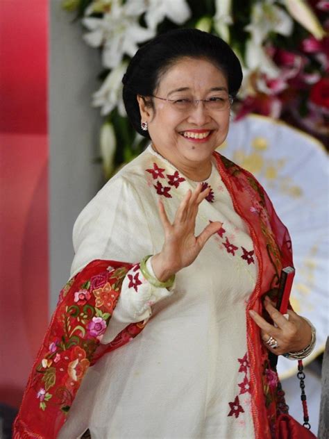 Setelah Megawati, Mungkinkah Indonesia Mempunyai Presiden Perempuan? Halaman 1 - Kompasiana.com