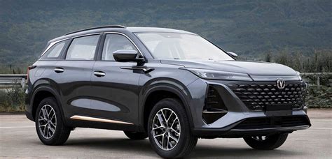 Third-Generation Changan CS75 Plus iDD PHEV SUV Unveiled In China