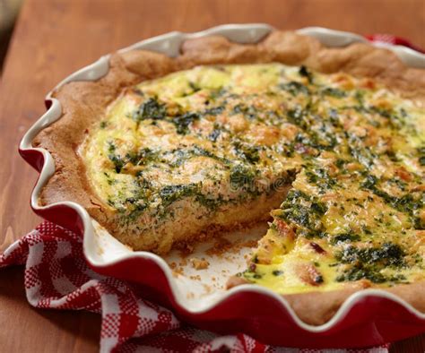 Pie with Spinach and Salmon Stock Image - Image of lunch, cooked: 39784561