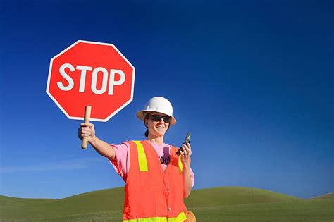 Do You Have to Stop at Stop Signs in Twin Falls Parking Lots?