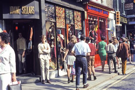 Carnaby Street c.1966 - Flashbak