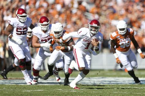 Oklahoma vs. Texas: Jalen Hurts owns up to early mistakes, but says ...