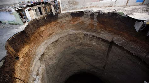 What are sinkholes and what triggers them? – Channel 4 News