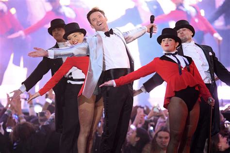 Hugh Jackman opens the Brit Awards with Greatest Showman performance | EW.com