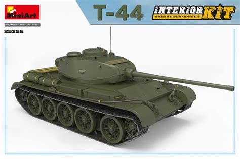 1/35 Miniart WWII T44 Soviet Medium Tank w/Full Interior - FreeTimeHobbies.com