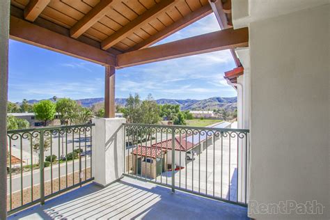 Apartments for Active Seniors, Simi Valley, CA