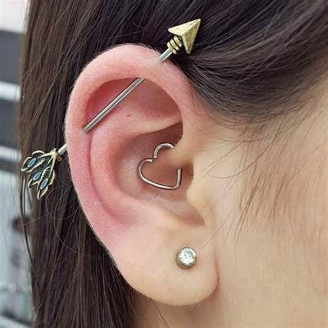 20 Gorgeous Daith Piercings That Will Make You Book An Appointment ASAP | Cool ear piercings ...