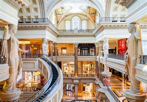 The 9 Best Places To Go Shopping in Las Vegas (2023)