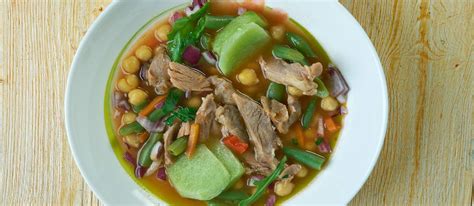 Caldo Tlalpeño | Traditional Soup From Tlalpan, Mexico