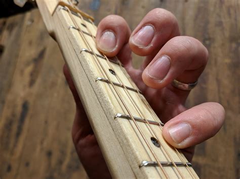 3-String Cigar Box Guitar Chord Forms Made Easy: The Ultimate Guide - C. B. Gitty Crafter Supply