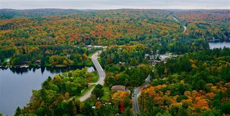 Dorset, Ontario 100-foot lookout tower & colourful granite rocks