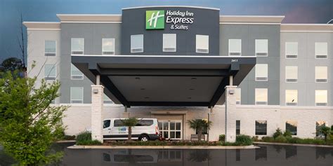 MEM Airport Hotel near Graceland | Holiday Inn Express & Suites Memphis Arpt Elvis Presley Blv