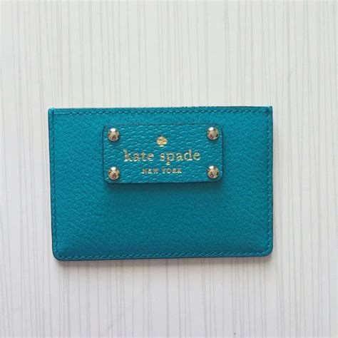 🎉BNWT KATE SPADE Graham Wellesley card holder | Kate spade, Embossed leather, Kate spade accessories