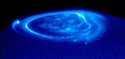 Widows to the Universe Image:/jupiter/magnetosphere/jupiter_aurora_nov ...