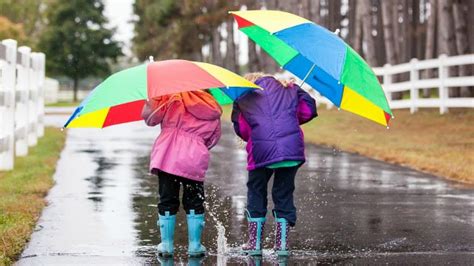 5 Rainy Day Activities for Preschoolers