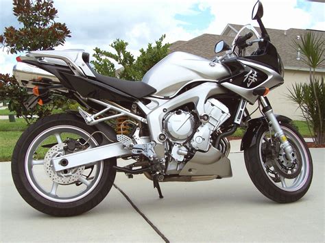 For Sale: 2004 FZ6 loaded with aftermarket accessories - Sportbikes.net