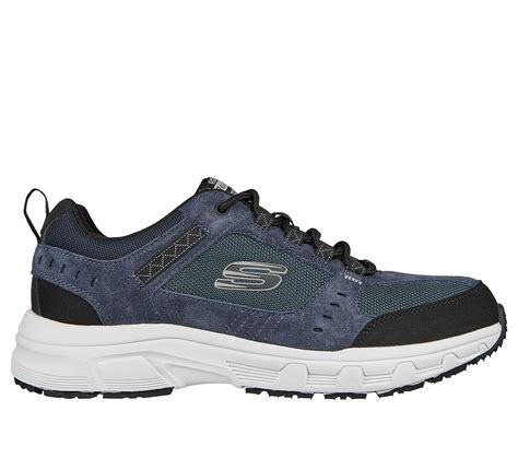 Relaxed Fit Skechers