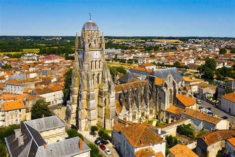 View of the Cathedral of Saintes Jigsaw Puzzle (Countries, France) | Puzzle Garage