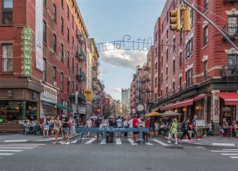 Little Italy Movers Manhattan | Moving to Little Italy Guide & Tips