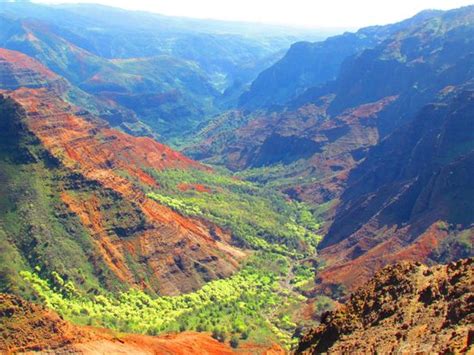 An amazing view - Waimea Canyon State Park, Waimea Traveller Reviews ...