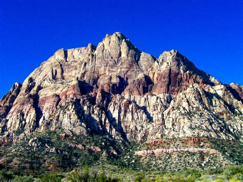 Hiking Oak Creek Canyon Trail at Red Rock Canyon - Three Days In Vegas