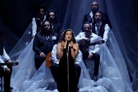 Watch: Rosalía Delivers Powerful, Flamenco-Driven Performance Of "Se Nos Rompió El Amor" At The ...