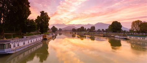 River Jhelum, Pakistan: Quick Facts, Significance & More! | Zameen Blog