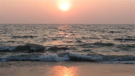 Alappuzha Beach, Kerala - Beach in Alleppey - Things to Do, How to Reach