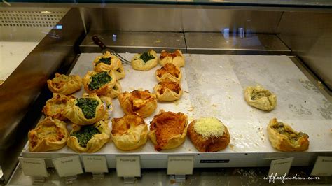 Panier Bakery Seattle, Pike Place Fish Market – Nomss.com | Delicious Food Photography | Travel ...