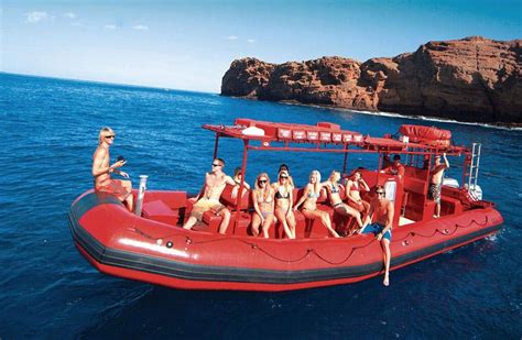 Kihei Snorkeling Tours to Molokini | Best Maui Snorkeling is on a Raft