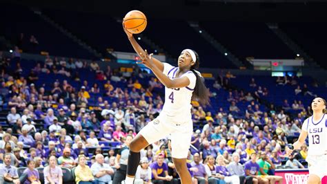 Observations from LSU women's basketball's exhibition win over Loyola