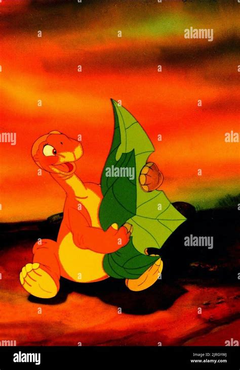 LITTLEFOOT, THE LAND BEFORE TIME, 1988 Stock Photo - Alamy