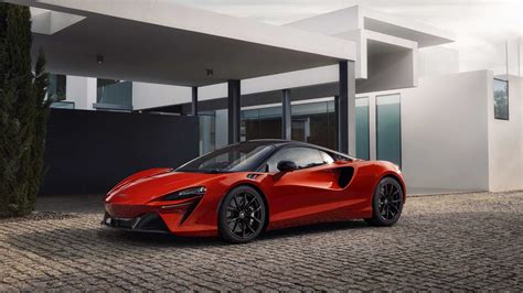 McLaren Artura Supercar Wallpaper in 8K Resolution