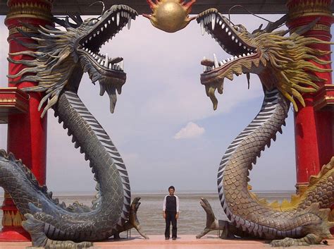 Here Be Dragons: Amazing Statues and Sculptures of Dragons Around the ...