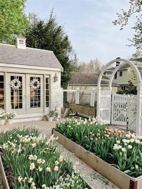 22 Ultimate Greenhouse Garden Shed Ideas You'll Love