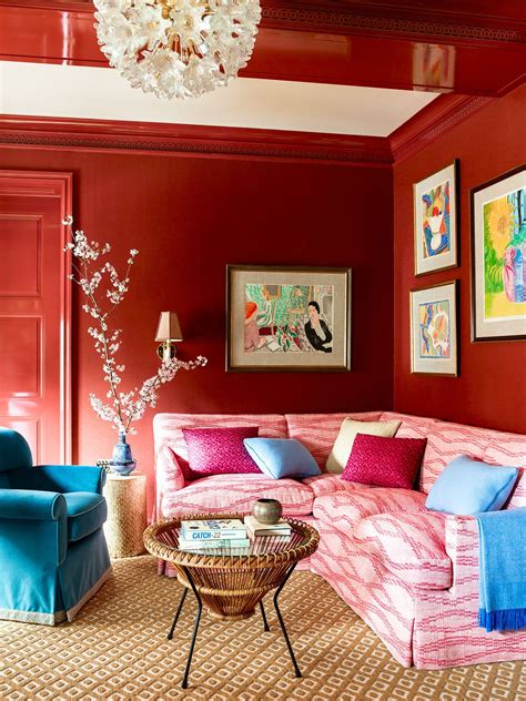 Chic Corner Decoration Ideas for Every Awkward Nook | Living room color schemes, Wall decor ...
