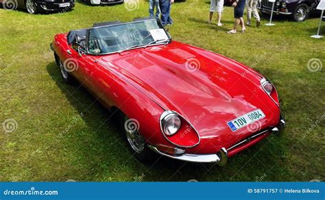 Vintage Sports Cars, Jaguar E Type Editorial Photography - Image of ...