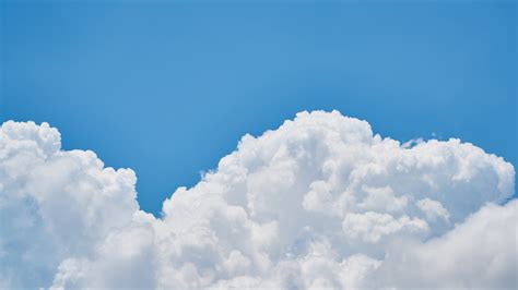 White Clouds Under Light Blue Sky 4K 5K HD Light Blue Wallpapers | HD ...