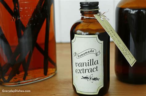 Homemade vanilla extract - Everyday Dishes
