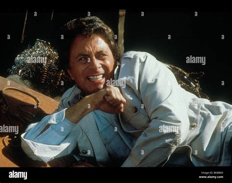 THE INCREDIBLE HULK RETURNS (TVM) (1988) BILL BIXBY IHR 001 Stock Photo - Alamy